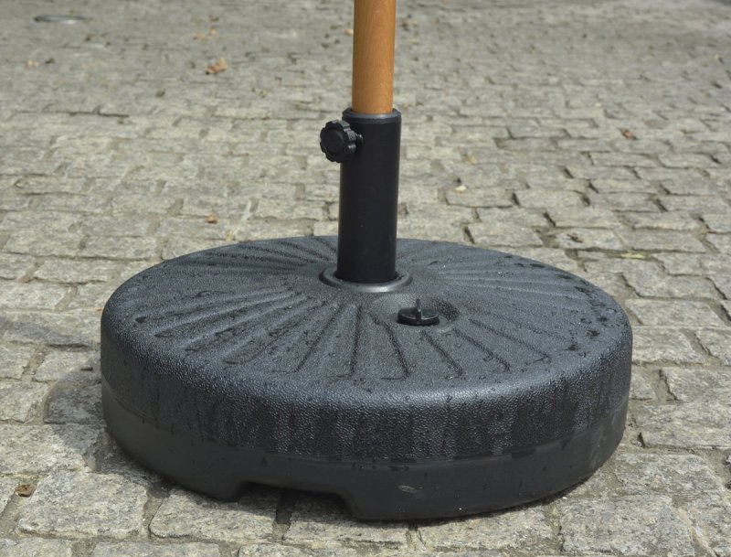 PIED de parasol en plastique à LESTER, 2 à 22 kg