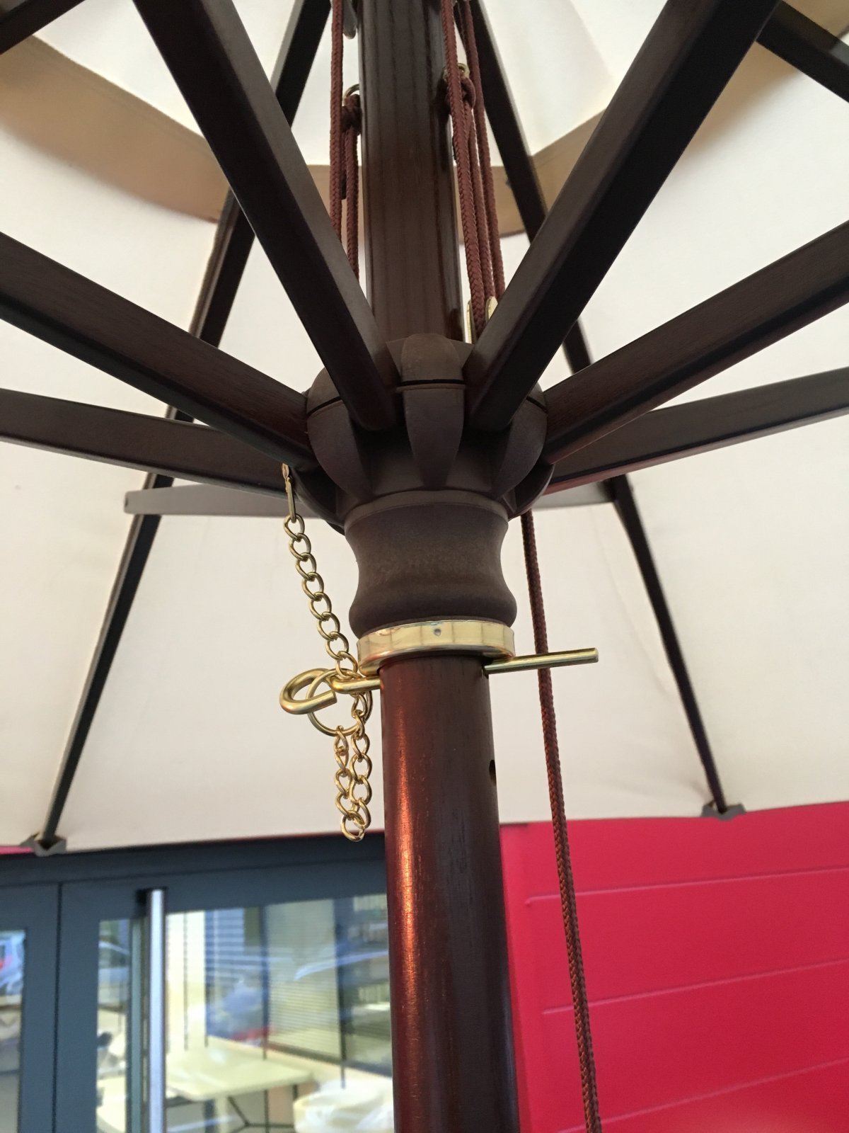 PARASOL rond en bois exotique 3 m de diamètre