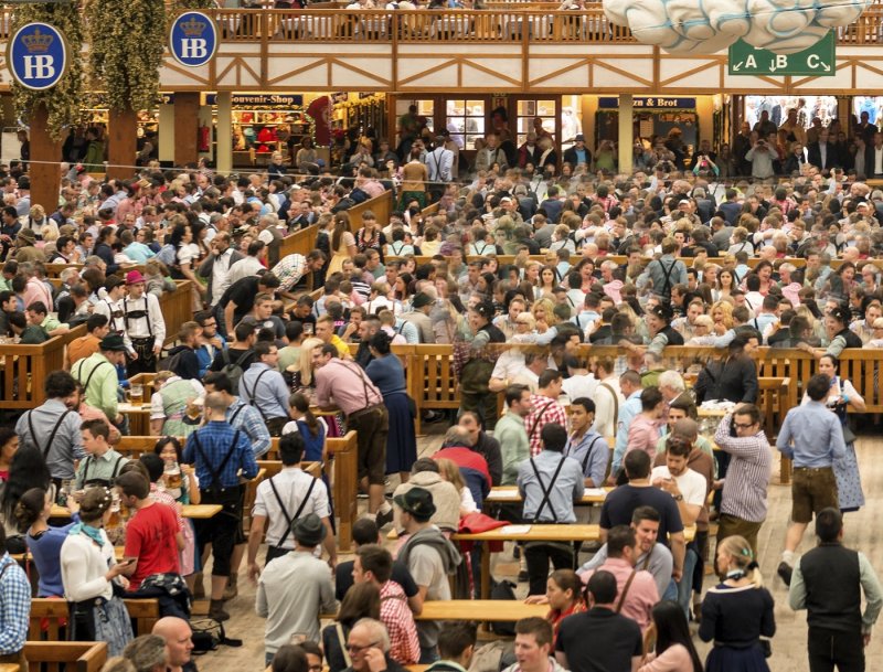 Banc brasserie modèle tube rond